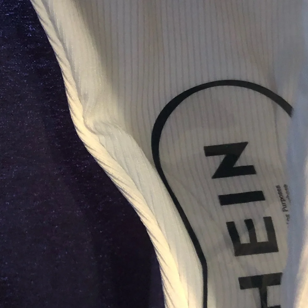 White Bikini - Picture 5 of 6